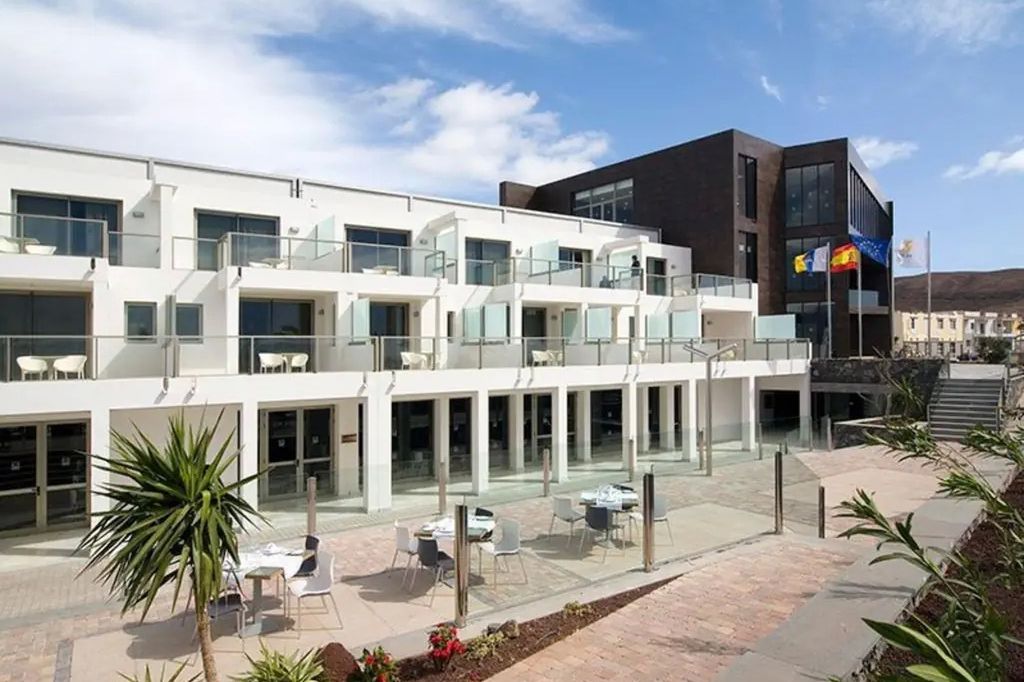 R2 Bahia Playa Design - teren hotelu