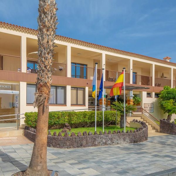 Royal Sunset Beach Club
