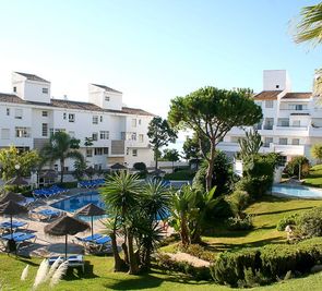 Ramada Hotel & Suites by Wyndham Costa del Sol (ex. Select Marina Park)