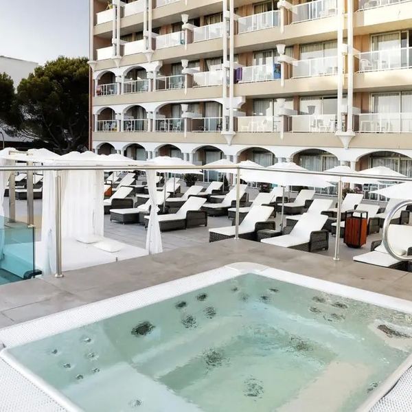 Seramar Comodoro Playa (Palma Nova)