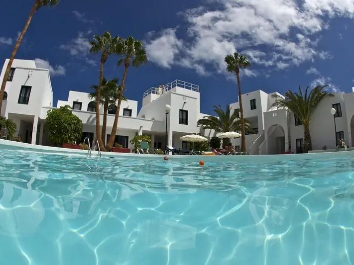 Sol Apartamentos 3*