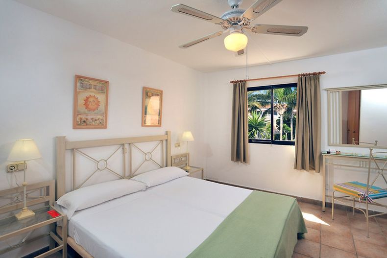 Sol Sun Beach Apartments - pokój