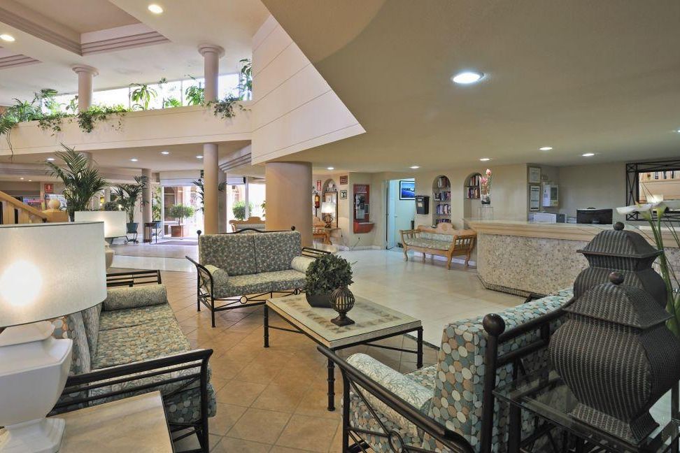 Sol Sun Beach Apartments - recepcja / lobby