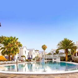 THe Apartamentos Morromar