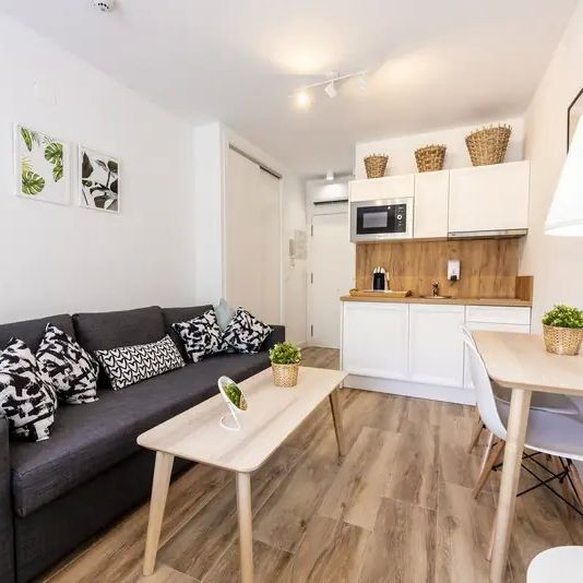 Toboso Plaza Apartamentos