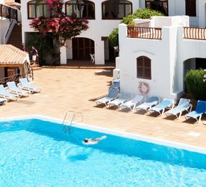 Aparthotel Tramontana Park
