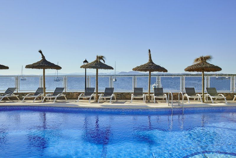 Universal Marques - basen