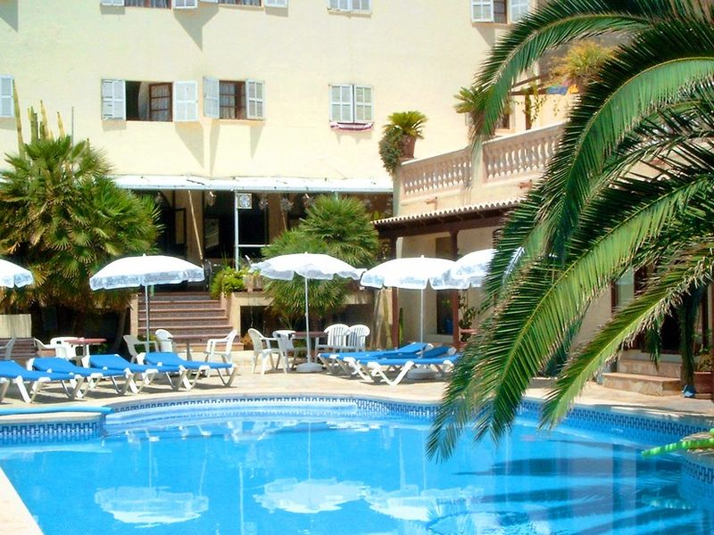 Villa Massanet 2.