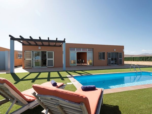 Villas Caleta Beach and Golf 3*