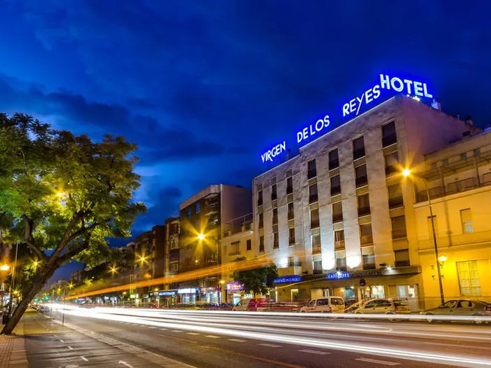 Virgen de los Reyes Sevilla 3*