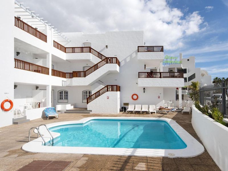 Vista Mar Apartments