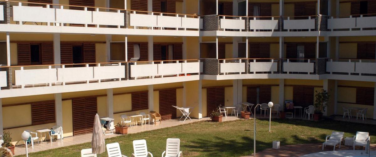 budynek główny, basen