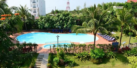 obiekt, teren hotelu, basen