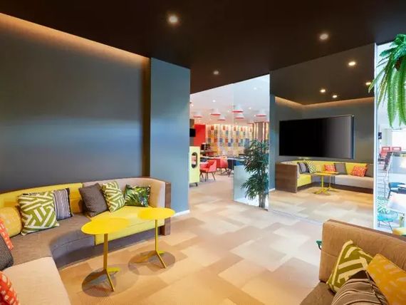 Holiday Inn Express Brisbane Central 4*