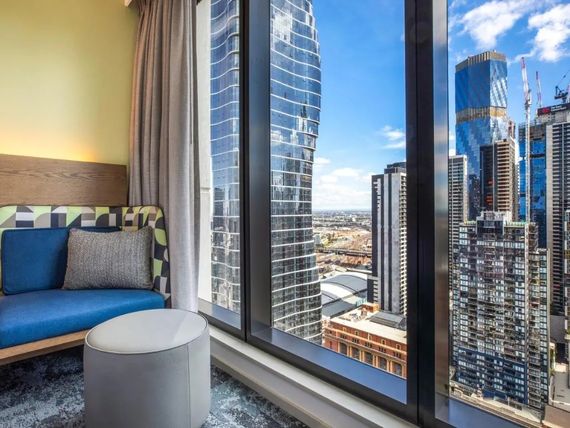 Holiday Inn Express Little Collins 4*