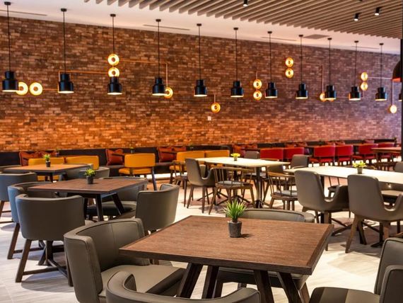 Holiday Inn Express Little Collins 4*