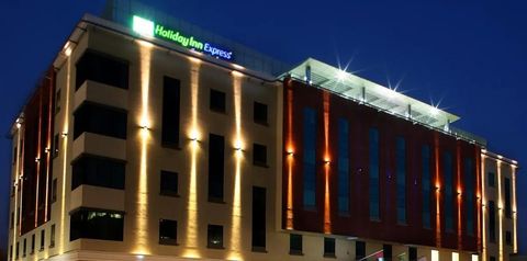 obiekt, budynek główny