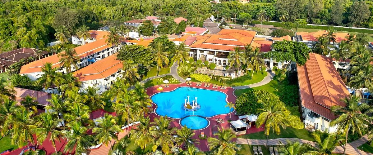 teren hotelu, basen