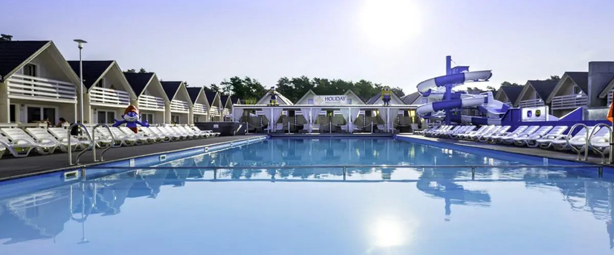 obiekt, basen, zjeżdżalnia