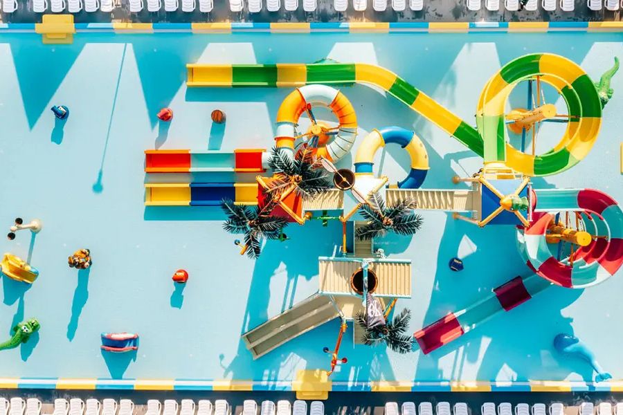 aquapark, zjeżdżalnia, brodzik