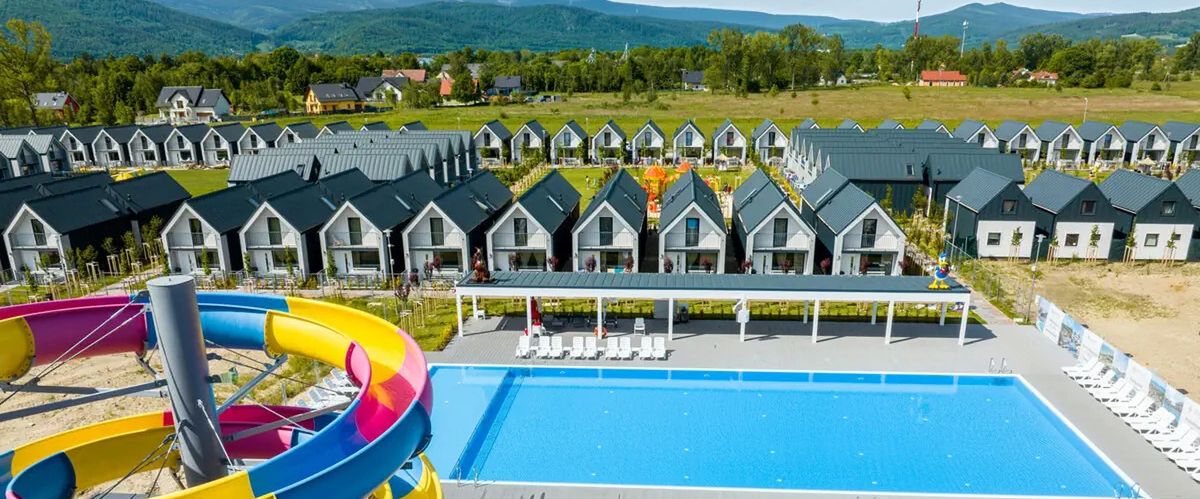 zjeżdżalnia, basen