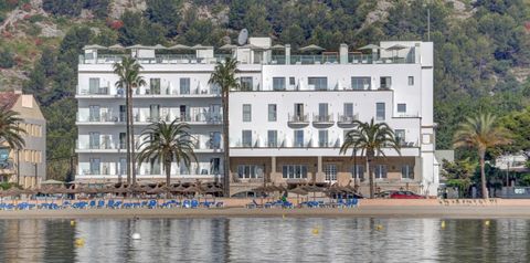 budynek główny, plaża