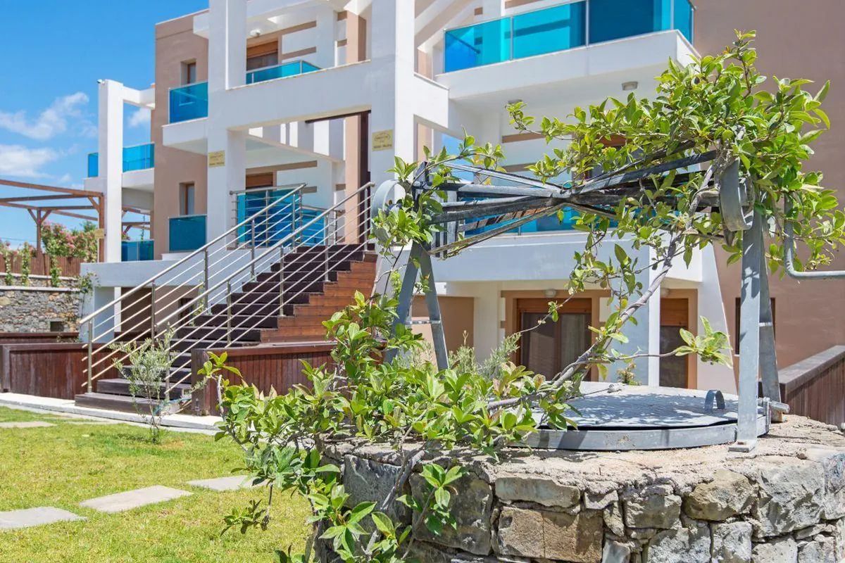 obiekt, teren hotelu