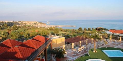 jacuzzi, basen, teren hotelu