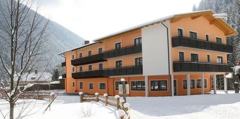 obiekt, budynek główny, teren hotelu