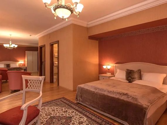 Hunguest Kaiservill 4*