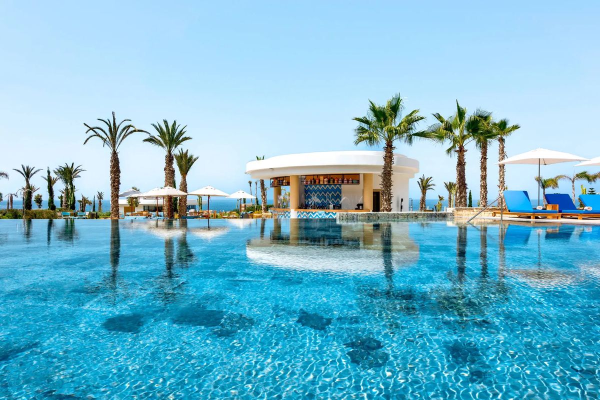 basen, pool bar