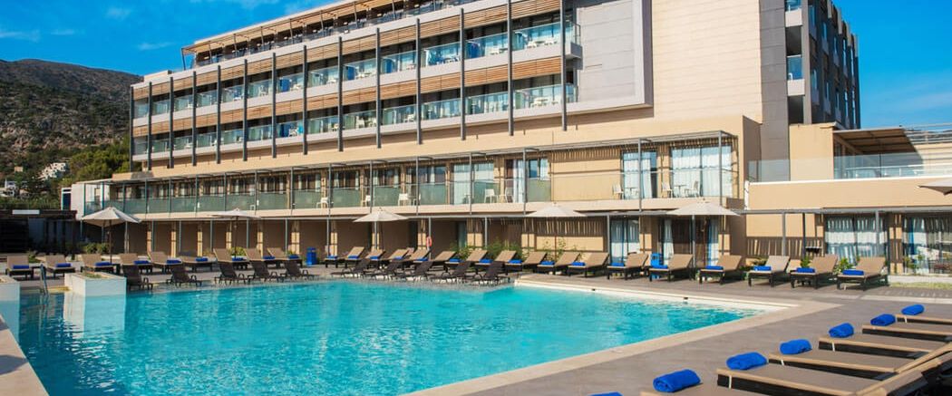 budynek główny, basen