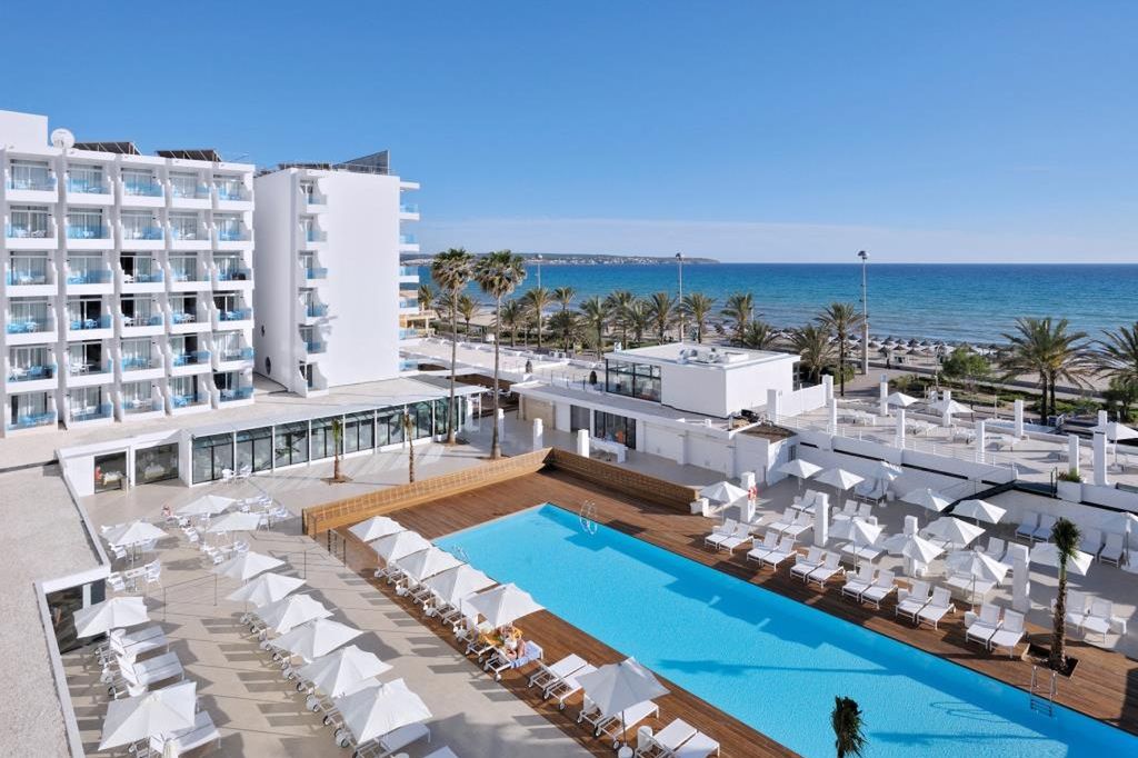 obiekt, teren hotelu, basen