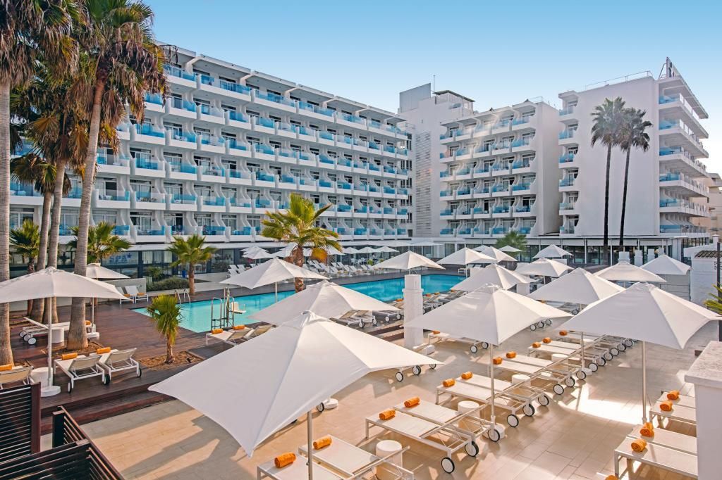 obiekt, teren hotelu, basen