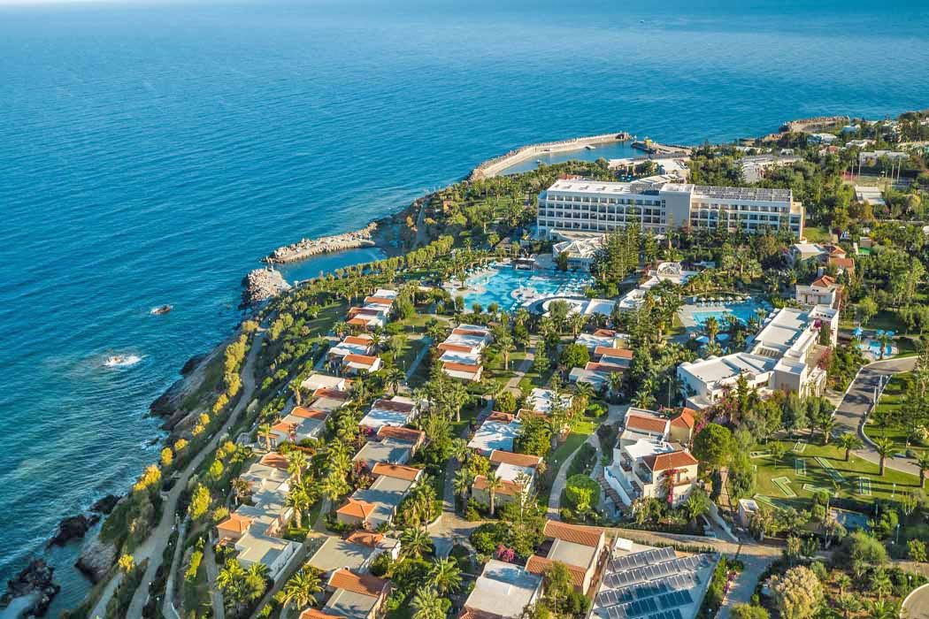 teren hotelu, basen, plaża
