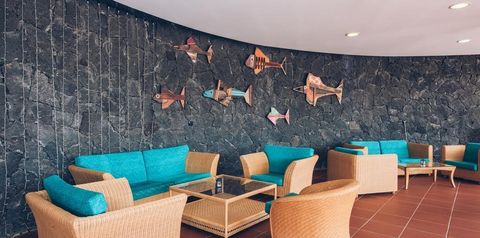 lobby bar