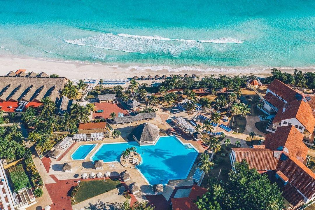 obiekt, teren hotelu