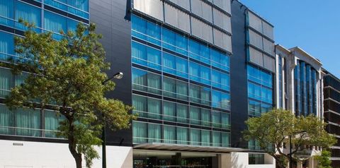 obiekt, budynek główny