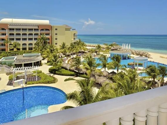 Iberostar Selection Rose Hall Suites