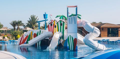 basen, zjeżdżalnia