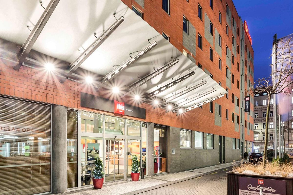 obiekt, teren hotelu