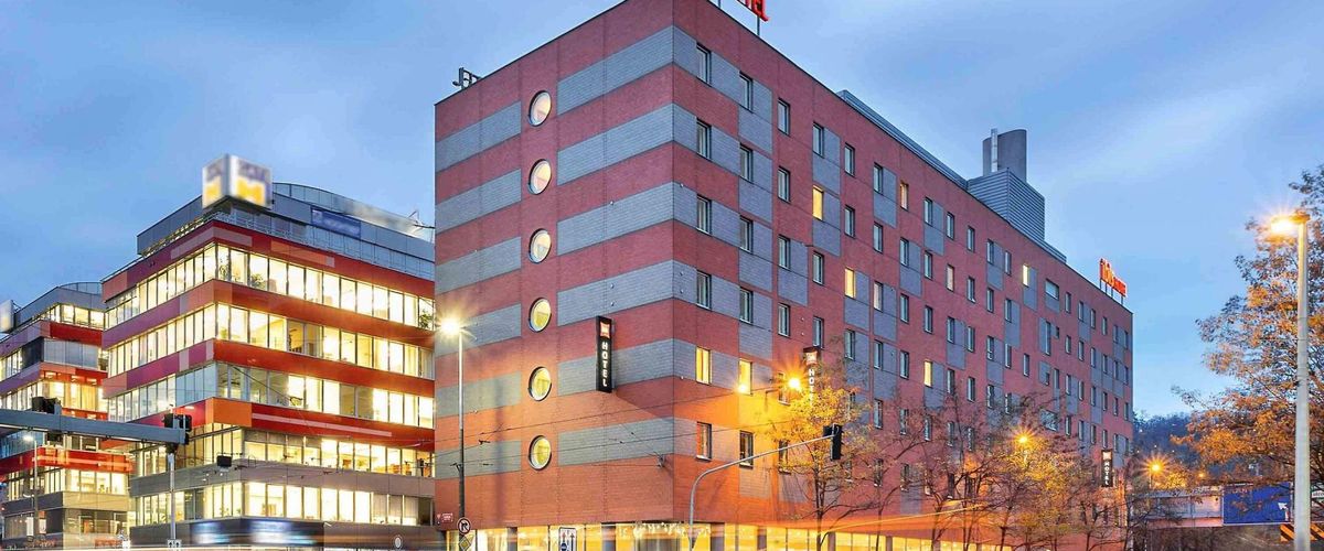 obiekt, teren hotelu