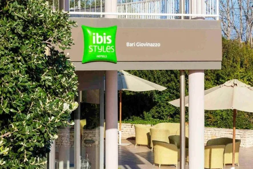 teren hotelu, obiekt