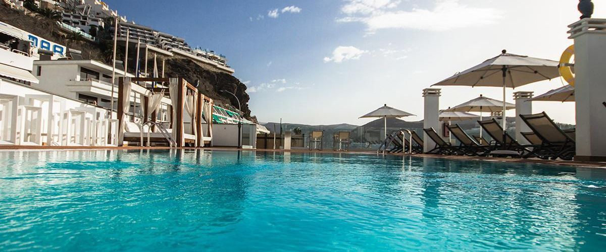 teren hotelu, basen, sport i rekreacja