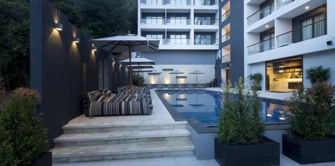 obiekt, teren hotelu, basen