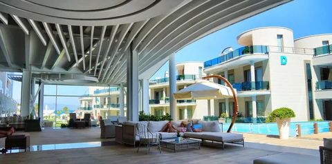 teren hotelu, basen, recepcja / lobby