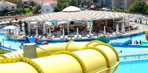 zjeżdżalnia, basen, aquapark