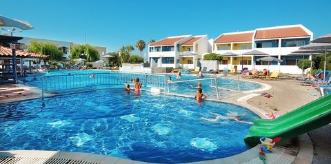 basen, zjeżdżalnia