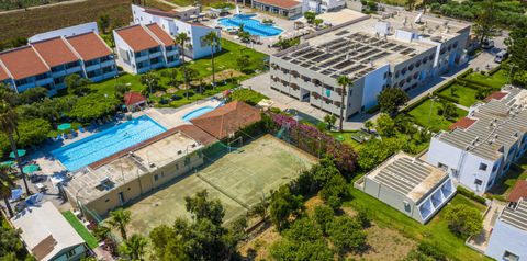 obiekt, teren hotelu