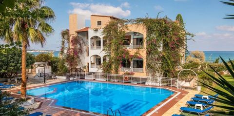 budynek główny, basen